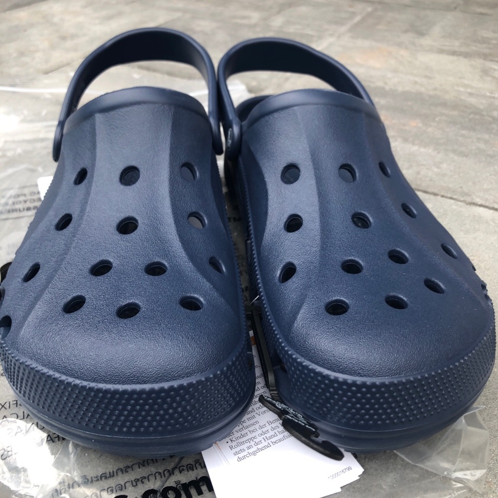 New Crocs Women/ Men’s Clogs - Picture 11 of 14